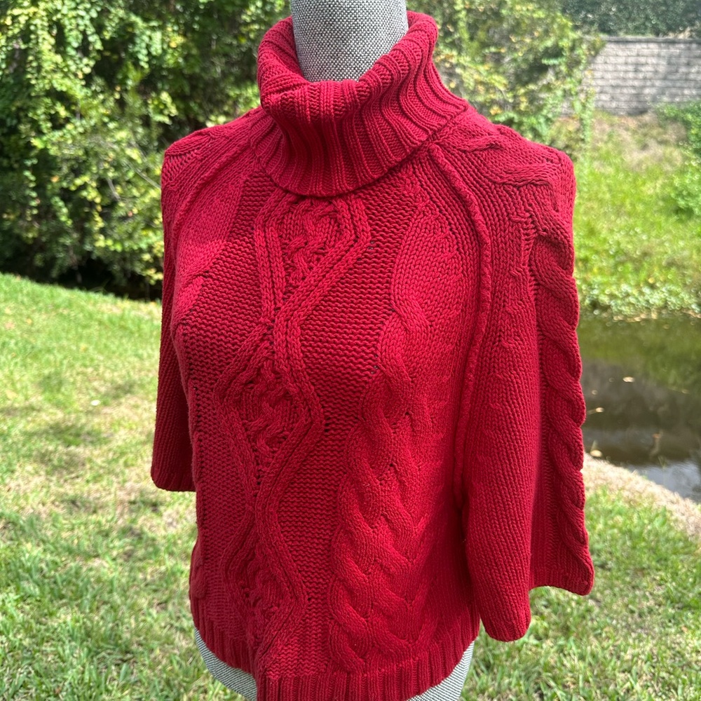 Red color 100%cotton sweater,international moda brand,size xs